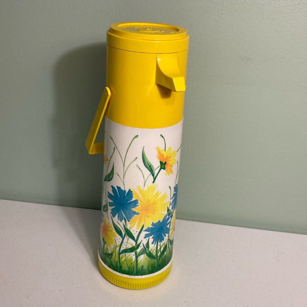 Vintage Aladdin Pump-A-Drink Thermos